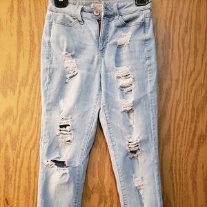 Junior high rise, curvy jegging skinny jeans